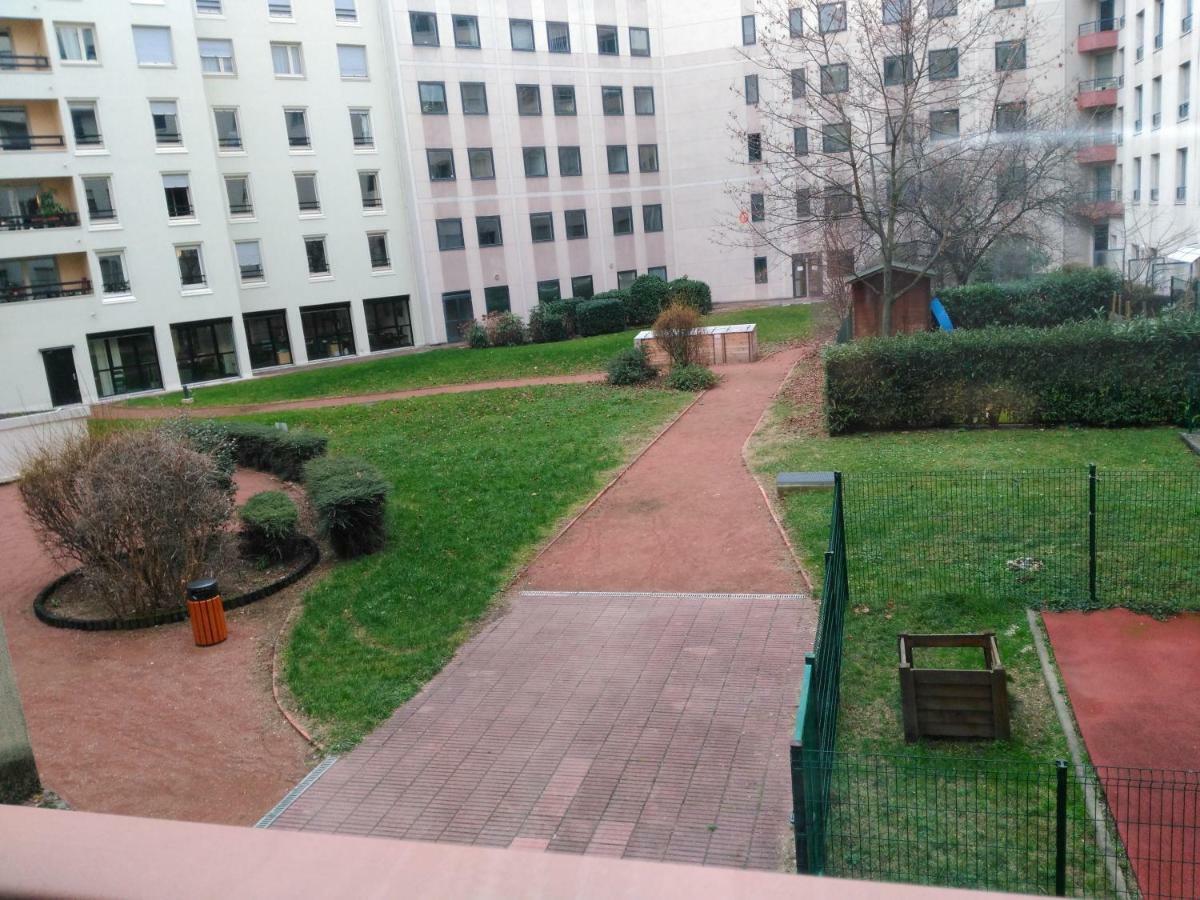 Bel Et Spacieux Appartement De 84 M² Avec Parking Tres Proche Du Metro Garibaldi Lyon Exterior photo